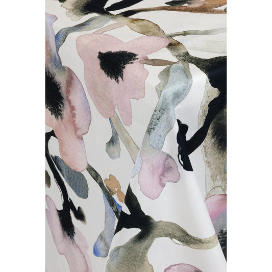 Pentik Ruusumalva Pink / Multi Tablecloth