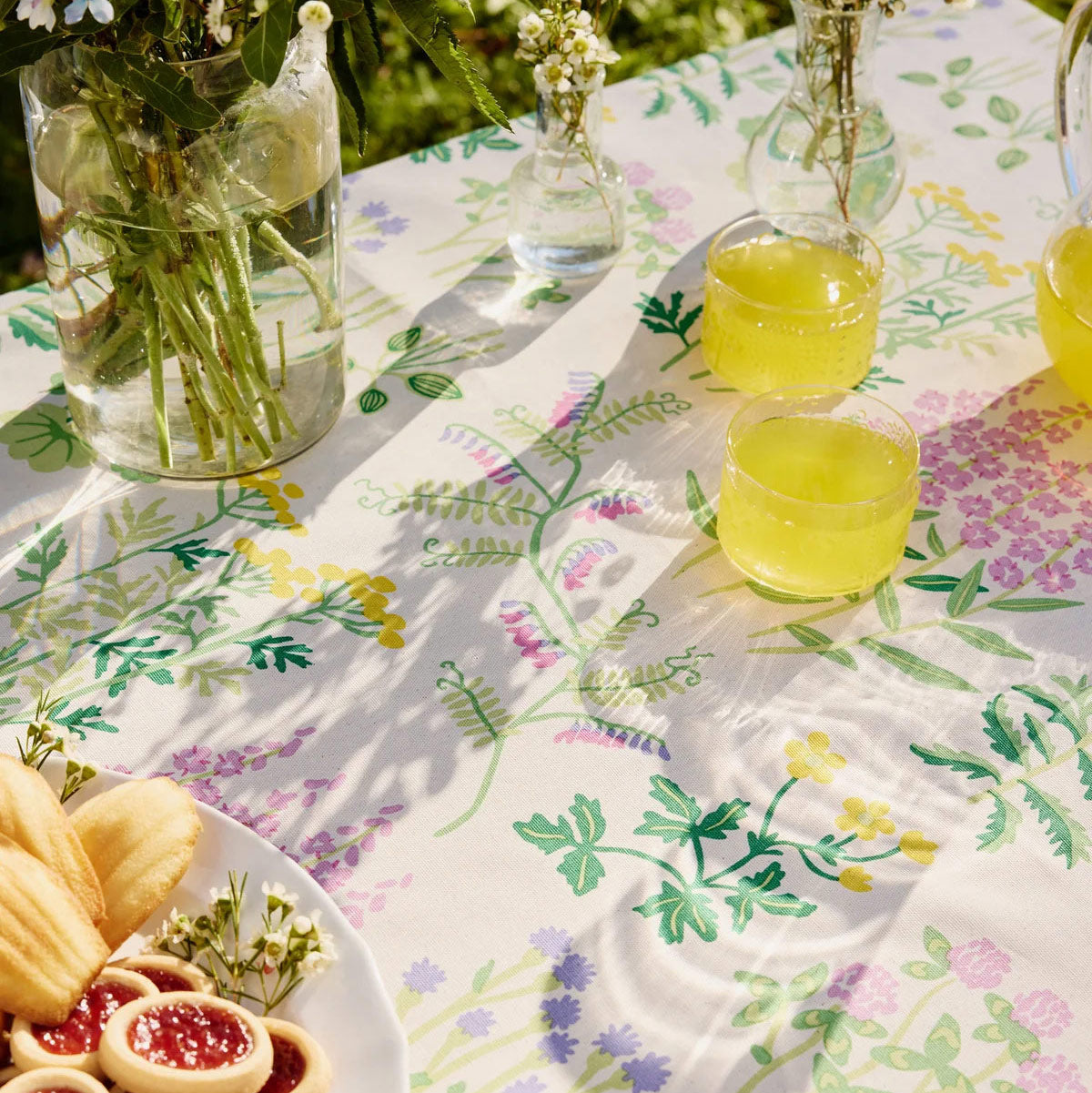 Finlayson Joutomaa Off White / Green / Purple Tablecloth