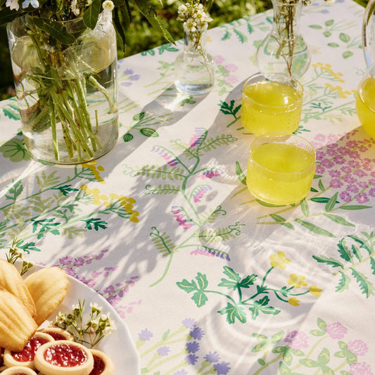 Finlayson Joutomaa Off White / Green / Purple Tablecloth
